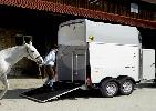 Schnppchen  Pferdeanhnger 2000 kg Pferde-Transporter Rapid Alu mit Sattelkammer, Alubicomboden & Seitentrittschutz, 314x169x229 cm